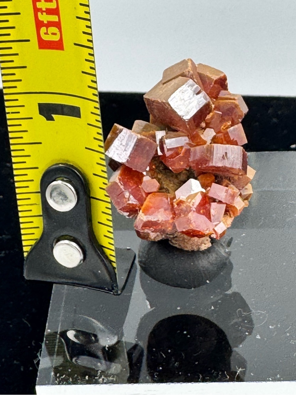 Vanadinite - Picture 3 of 7